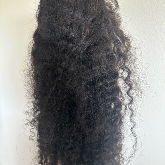 Curly Black Hair wig - Picture 4 of 9
